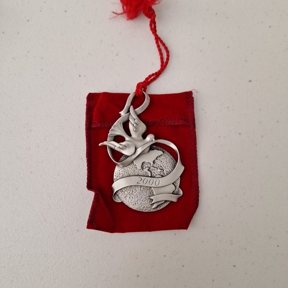 Vintage Avon‎ 2000 Pewter Dove Christmas Ornament NEW IN BOX - Picture 3 of 6